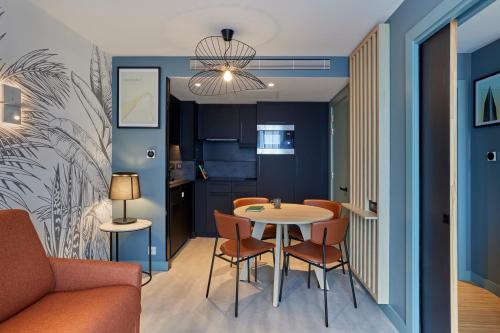 Apartamento de 1 dormitorio con 2 camas individuales del hotel Adagio London City East. Foto 7