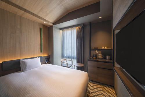 Habitación Doble - No fumadores del hotel Keihan Tenmabashi Ekimae