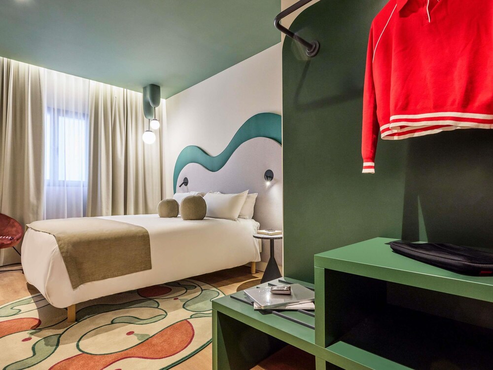Habitación estándar, 1 cama doble del hotel Ibis Styles Madrid Airport Valdebebas. Foto 6