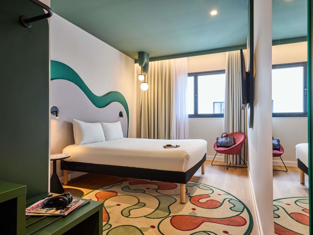 Habitación estándar, 1 cama doble del hotel Ibis Styles Madrid Airport Valdebebas. Foto 8