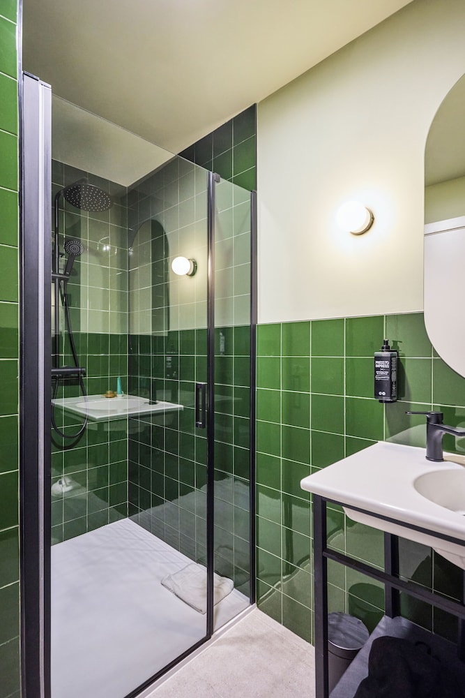 Habitación estándar, 2 camas individuales del hotel Ibis Styles Madrid Airport Valdebebas. Foto 1