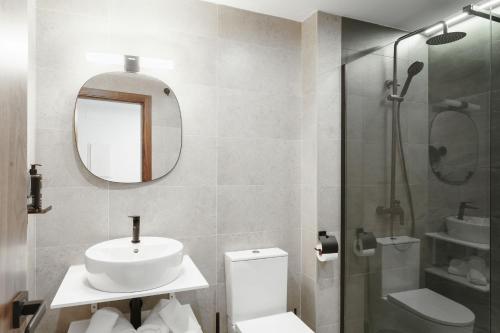 Apartamento Confort de 1 dormitorio con balcón del hotel limehome Jerez de la Frontera Marqués de Casa-Domecq. Foto 13