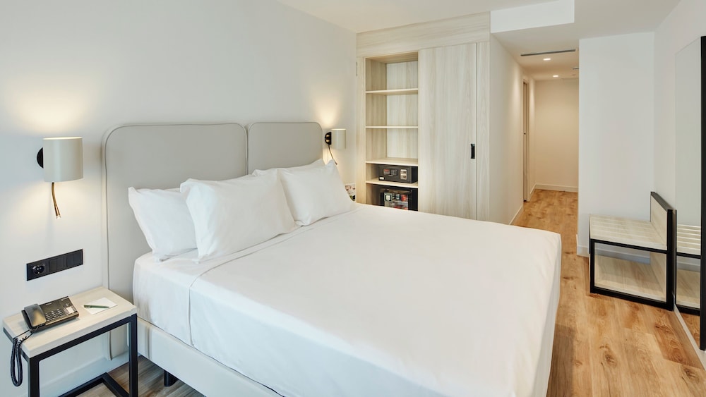 Clásica Doble del hotel Sercotel Cruz Del Mar. Foto 1