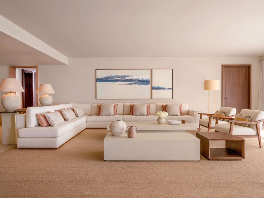 SUITE LA HACIENDA (1000 m²): vistas al mar, 4 camas king size, 4 dormitorios, cocina y salón del hotel Fairmont La Hacienda Costa Del Sol. Foto 5