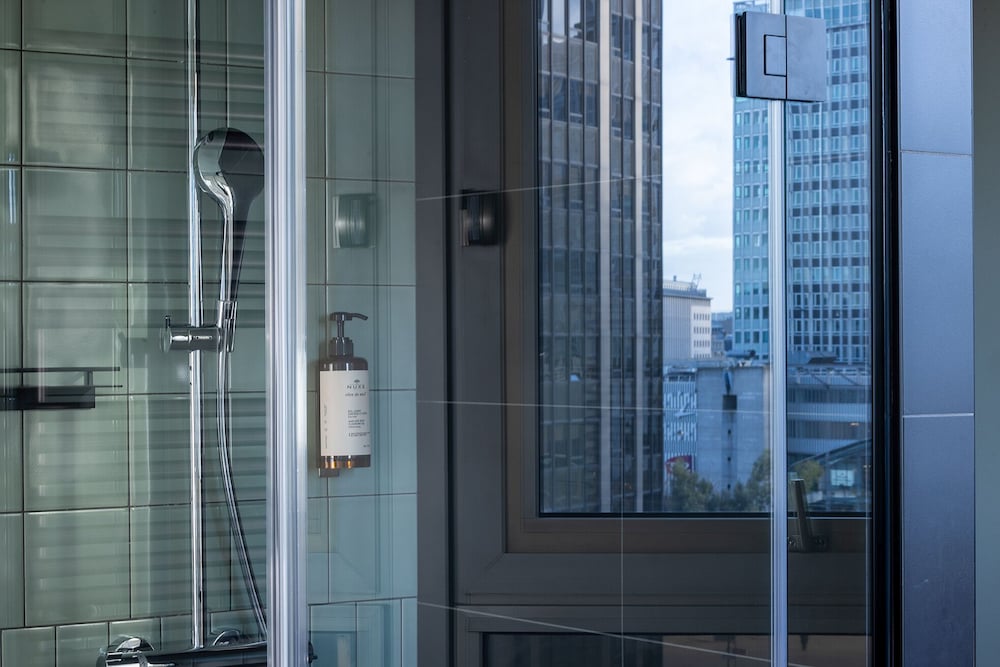 Andre Eiffel Prestige del hotel Hôtel Les Artistes. Foto 8