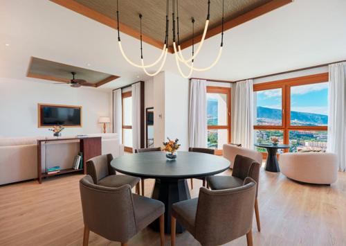 One - Bedroom Grand Suite Panoramic View del hotel Gran Taoro. Foto 3