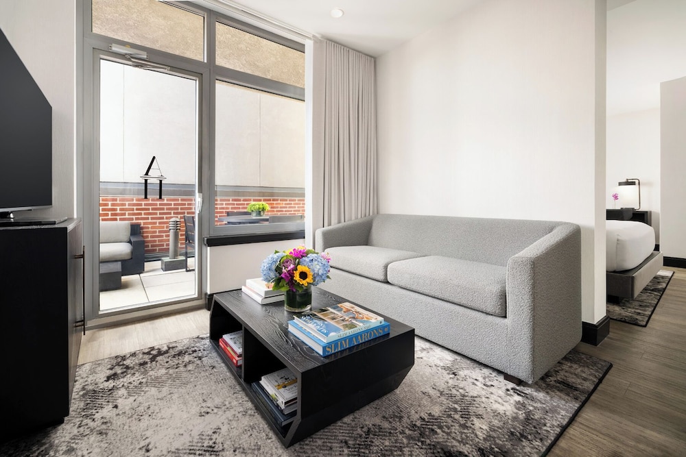 Suite junior, balcón del hotel ArtHouse Hotel New York City