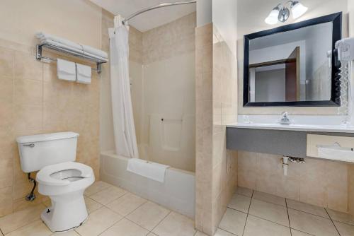 Habitación Estándar - 2 camas dobles - No fumadores del hotel Quality Inn - Niagara Falls Blvd