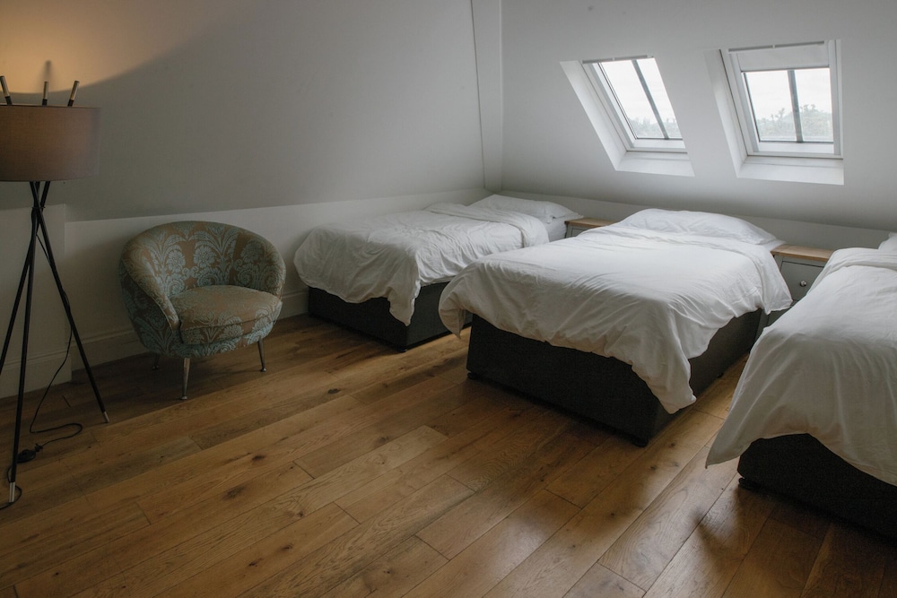 3 beds mixed dormitory del hotel EBS London Stay. Foto 3