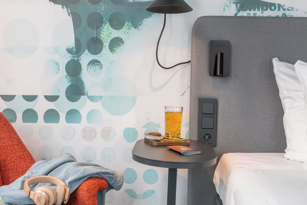 Habitación Superior del hotel ibis Styles Delft City Centre. Foto 2