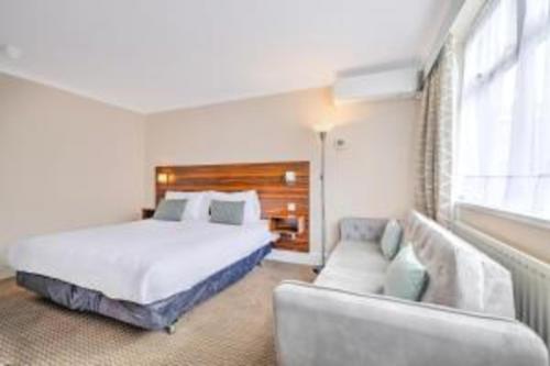 Habitación Doble Executive del hotel Palms & Retreat By Palette London Romford. Foto 3