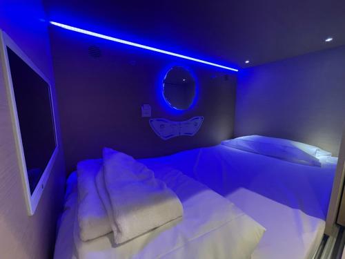 Cápsula Individual - Adaptada para personas de movilidad reducida del hotel Urban Cube Hostel Sevilla