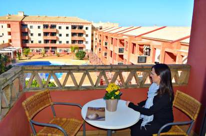 Apartamento Vista Lateral Piscina 1 habitación del hotel Leo Punta Umbría. Foto 1