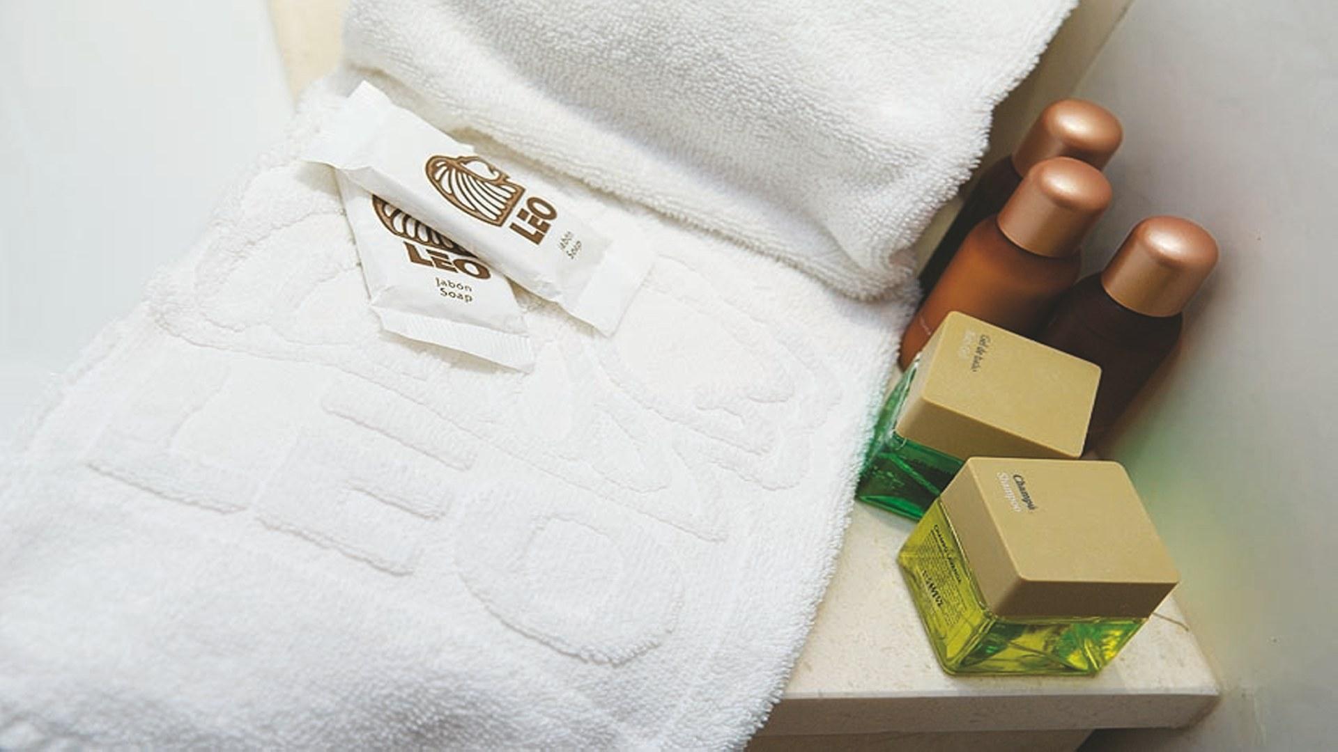 Apartamento Vista Piscina 1 habitación del hotel Leo Punta Umbría. Foto 1