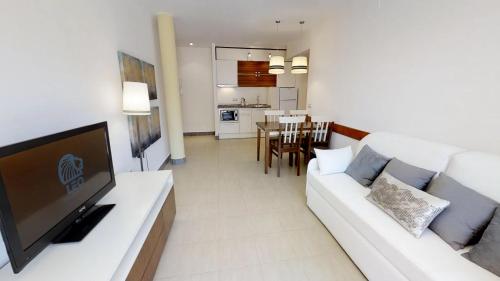 Apartamento de 1 dormitorio con vistas a la piscina - Planta baja del hotel Leo Punta Umbría. Foto 11