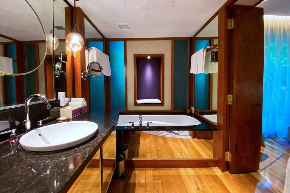 Suite Familiar Prestige (Dormitorio y Salón Separados), 1 Cama King Size del hotel Sofitel Singapore Sentosa Resort and Spa. Foto 7