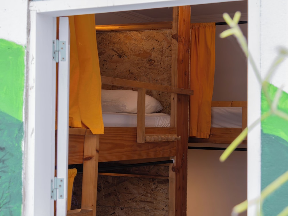 Habitación compartida Baño compartido Solo para mujeres 2 literas del hotel La Ventana Azul Surf. Foto 4