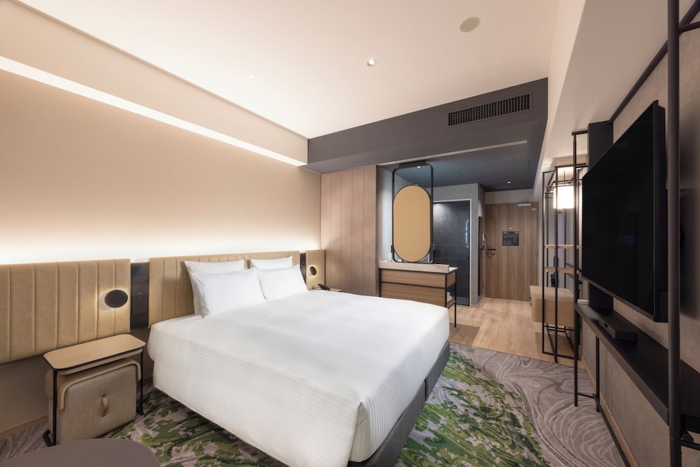 Habitación Estándar con 1 cama doble, bañera del hotel Novotel Nara. Foto 1