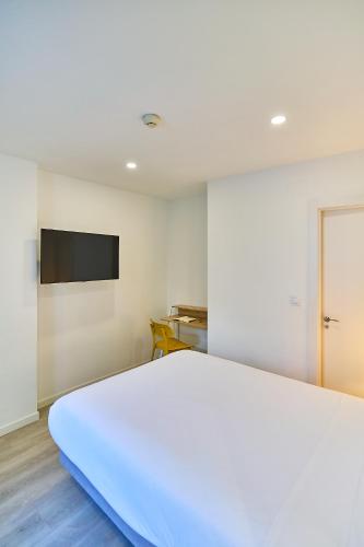 Habitación Doble Económica del hotel Gran Vía by gaiarooms. Foto 10