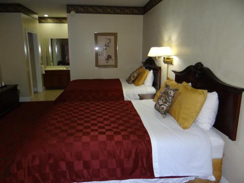 Habitación Deluxe - 2 camas grandes del hotel Edelweiss Ski Lodge. Foto 1