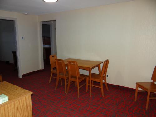 Apartamento con 4 dormitorios del hotel Edelweiss Ski Lodge. Foto 14