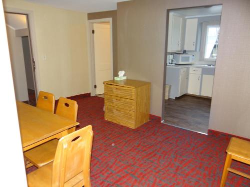 Apartamento con 4 dormitorios del hotel Edelweiss Ski Lodge. Foto 18