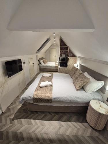 Habitación Familiar del hotel Rosemay. Foto 7