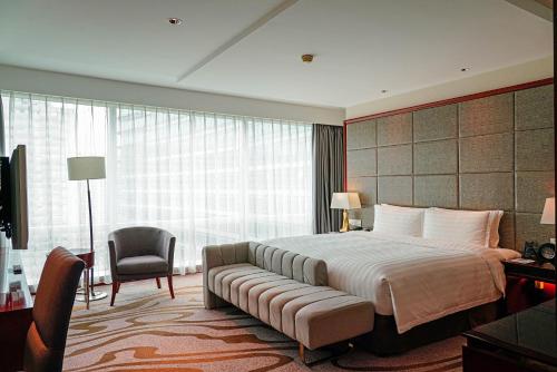 Executive con cama extragrande del hotel Pullman Shanghai Central. Foto 5