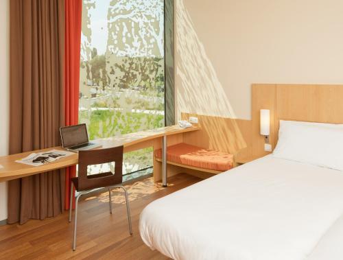 Habitación Doble del hotel Ibis Leuven Heverlee. Foto 10