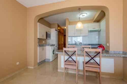 Apartamento de 2 dormitorios del hotel El Beril Costa Adeje. Foto 7