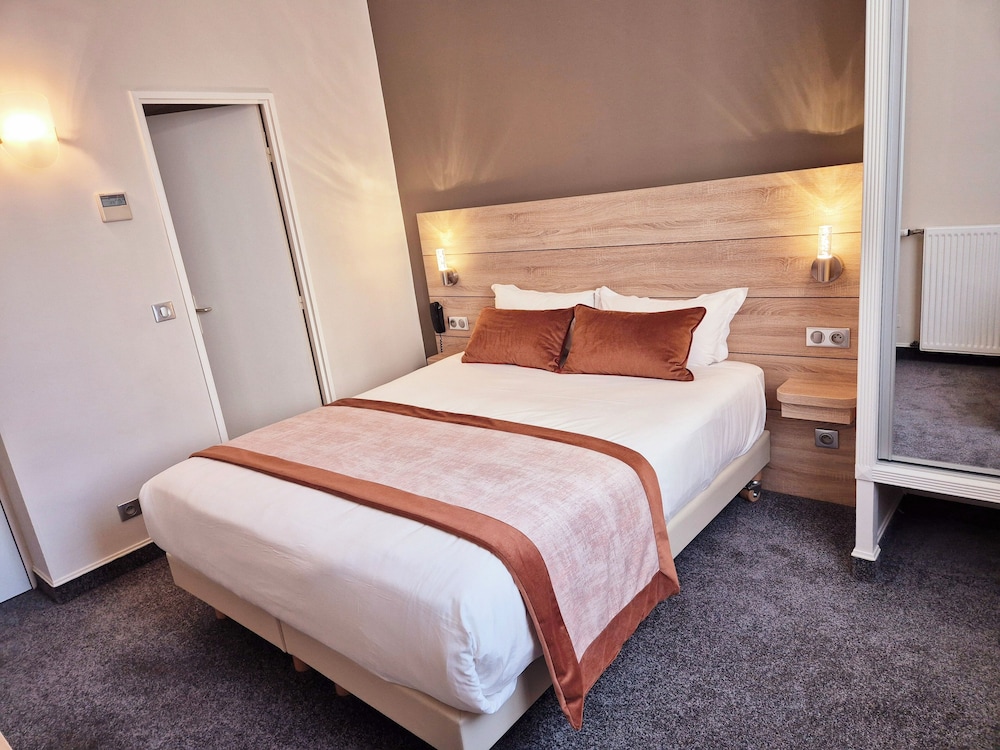 Habitación doble superior del hotel CHAMPERRET ELYSEES