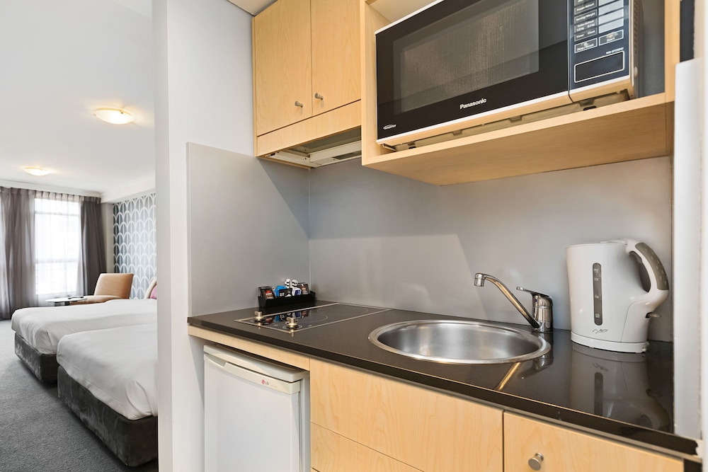 Estudio con 2 Camas Queen del hotel Mantra Sydney Central. Foto 3