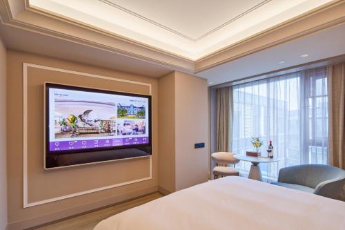 Habitación Superior con cama extragrande del hotel Mercure Xi\'an International Airport T3. Foto 2