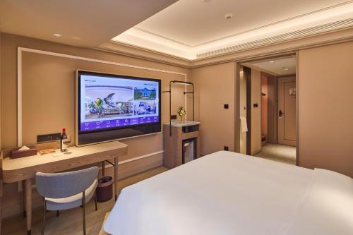Habitación Superior con cama extragrande del hotel Mercure Xi\'an International Airport T3. Foto 7