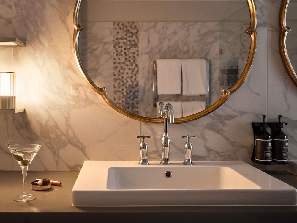 Suite Junior Spa del hotel The Playford Adelaide Mgallery. Foto 4
