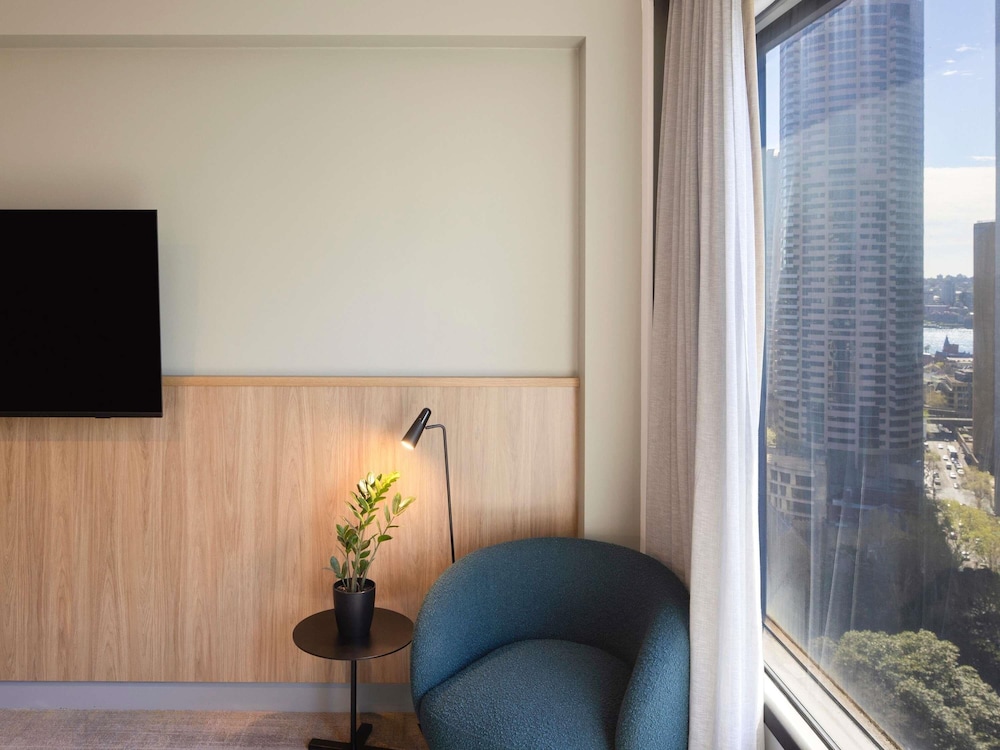 Suite Superior de un Dormitorio del hotel Novotel Sydney City Centre. Foto 5