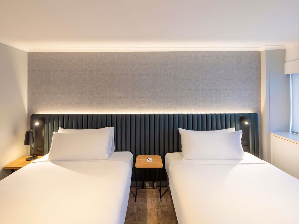 Habitación Estándar Twin del hotel Novotel Sydney City Centre. Foto 6