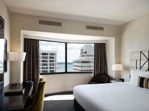 Suite Junior con cama extragrande - No fumadores del hotel Mövenpick Auckland