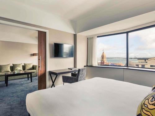Suite Junior con cama extragrande - No fumadores del hotel Mövenpick Auckland. Foto 2