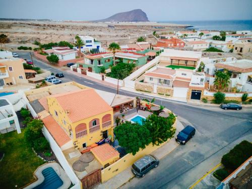 Litera en habitación compartida - Solo mujeres del hotel Los Amigos Tenerife. Foto 1