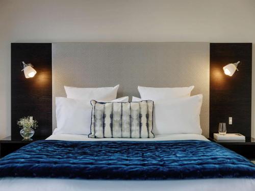 Suite Ejecutiva Deluxe de 1 dormitorio con cama Queen del hotel The Sebel Auckland Viaduct Harbour. Foto 4