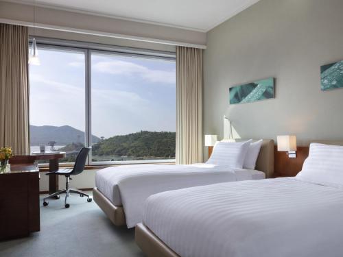 Habitación Doble Estándar - 2 camas del hotel Novotel Citygate Hong Kong