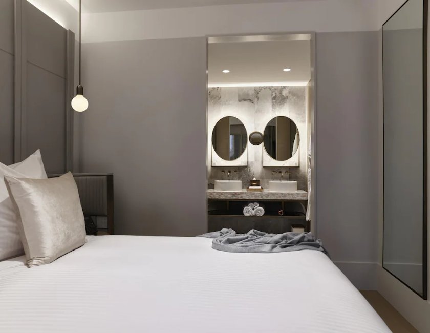 Suite Lujo 1 Cama king del hotel The Porter House Sydney - Mgallery. Foto 10