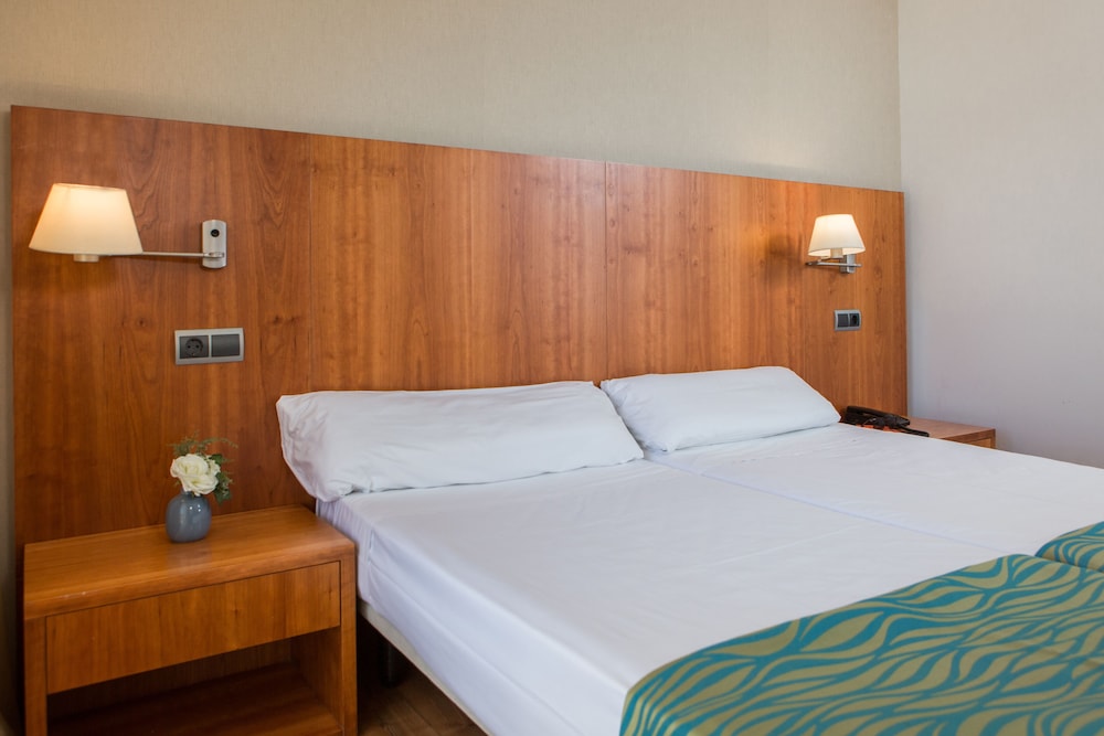 Suite Junior del hotel Rvhotels Nautic Park. Foto 1