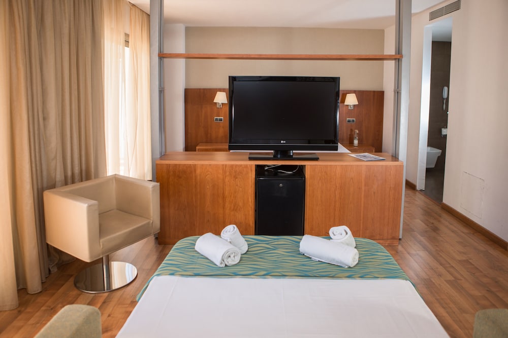 Suite Sofá Cama incluido 1 Cama doble del hotel Rvhotels Nautic Park. Foto 6