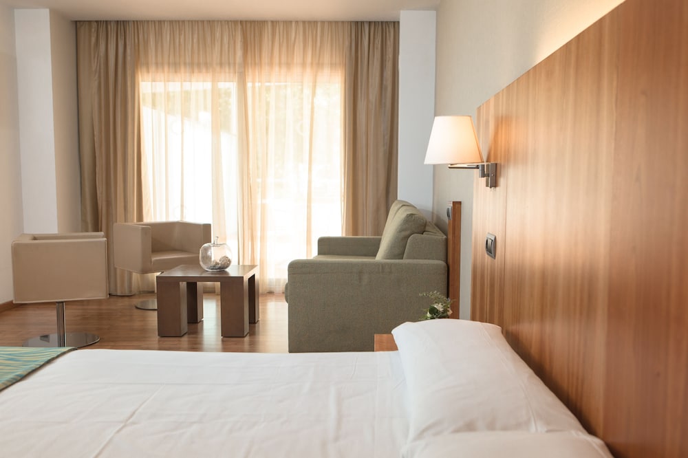 Suite Sofá Cama incluido 1 Cama doble del hotel Rvhotels Nautic Park. Foto 11