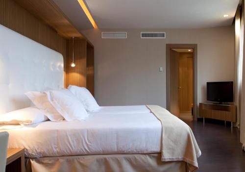 Habitación Doble Executive del hotel Maydrit Airport. Foto 3