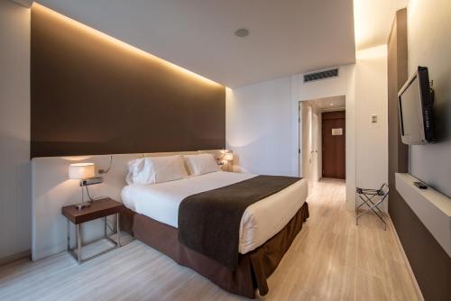 Habitación Doble con aparcamiento del hotel Diagonal Plaza. Foto 9