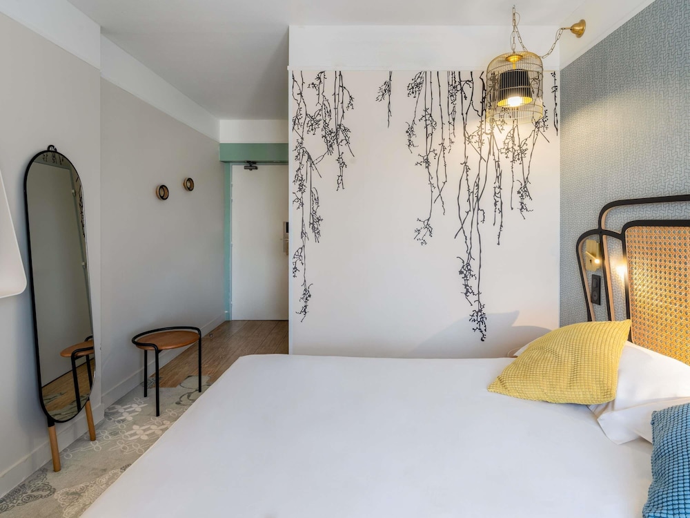 Habitación Clásica con cama grande del hotel Mercure Orléans Portes De Sologne