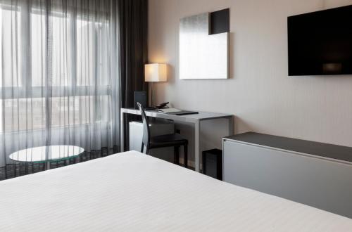 Habitación Doble con cama extragrande del hotel Porcel Torneo. Foto 5